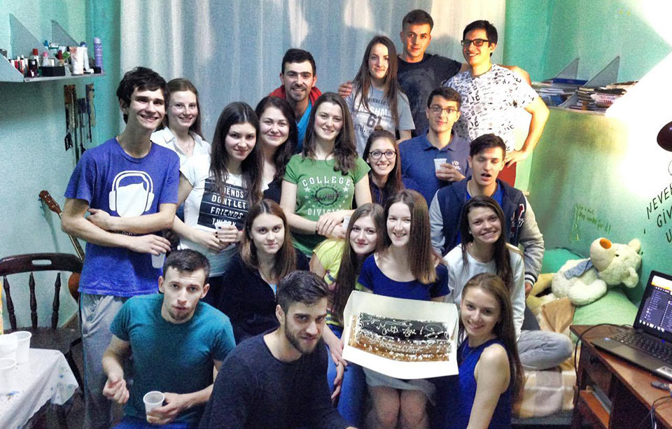 elena-carabet-pitesti-viata-de-camin